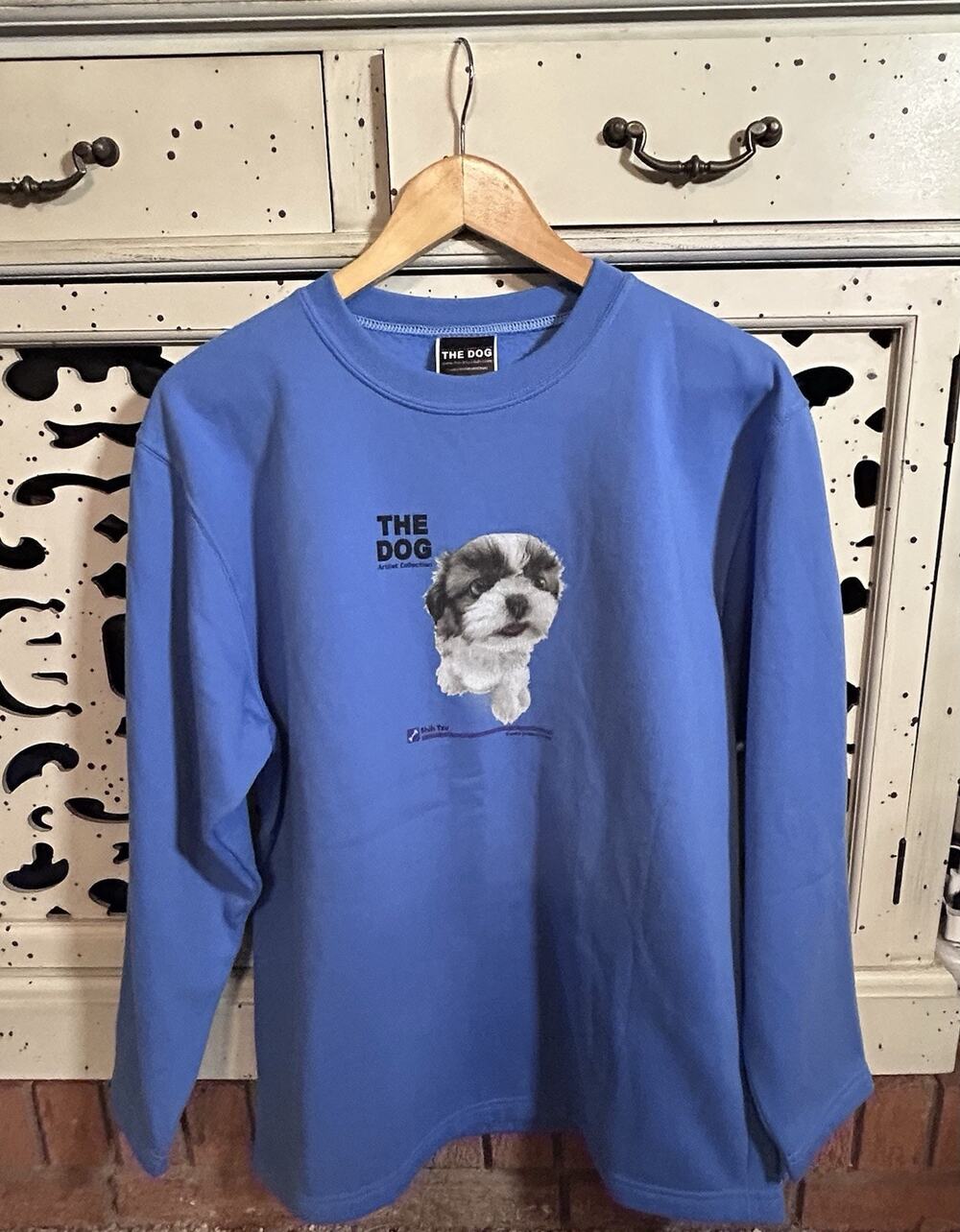 The Dog Artist Collection Shih Tzu Puppy Blue Sweatshirt Long Sleeve Size M